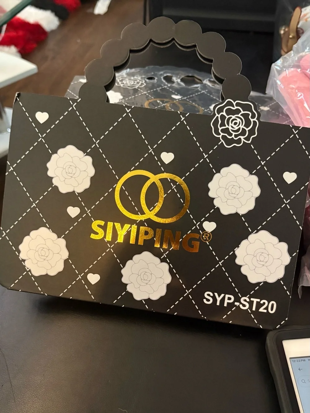 SIYIPING Black Floral Gift Set with Gold Logo